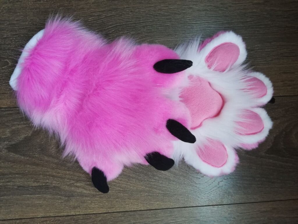 Fursuit Naughty puppy paws