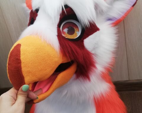 Gryphon head fursuit