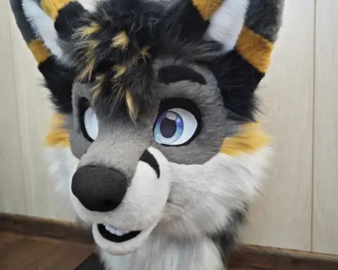 Fox Fursuit Full with digi legs head